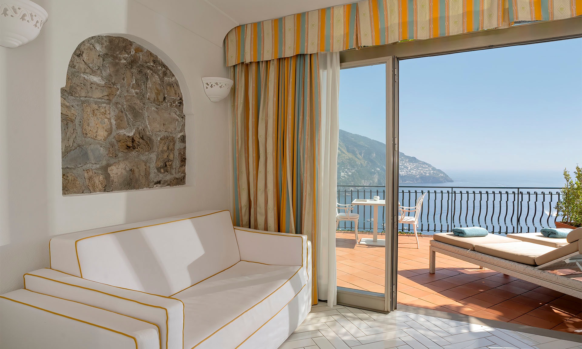 Rooms Preview Suite Camere Leagavi Positano 01